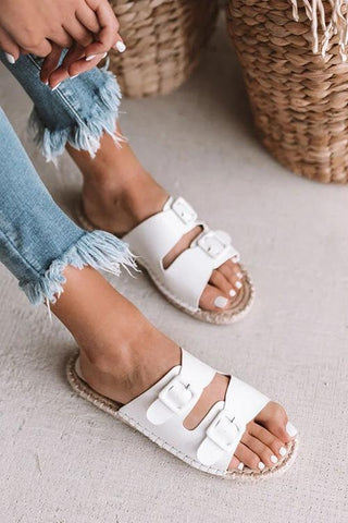 Straw Buckle Flat Slipper